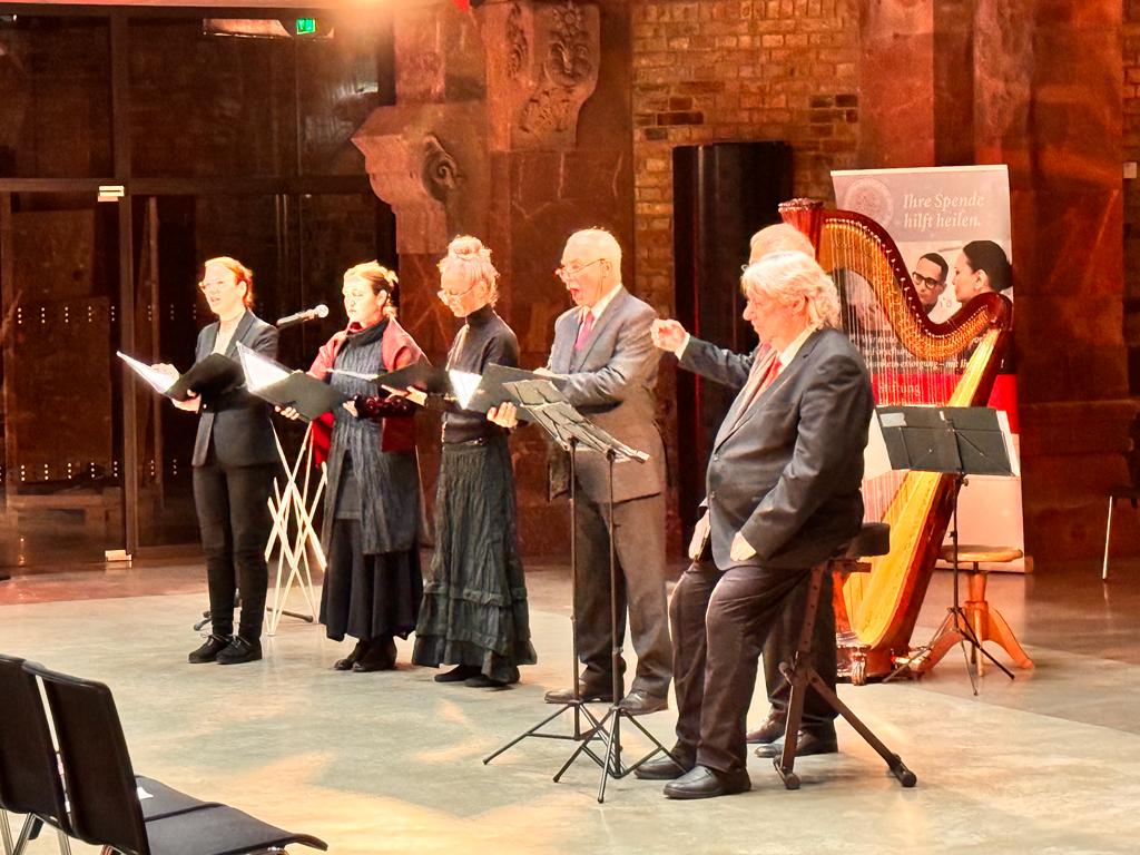 A Ceremony of Carols SoliDeisten Dresden